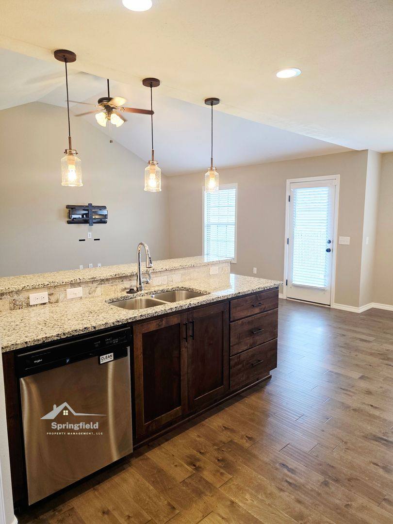 House for rent at 2415 E Mission, Republic, MO 65738
