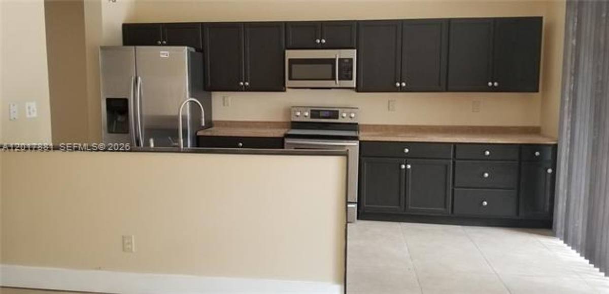 Townhouse for rent at 13147 SW 11th Lane Circle, Miami, FL 33184