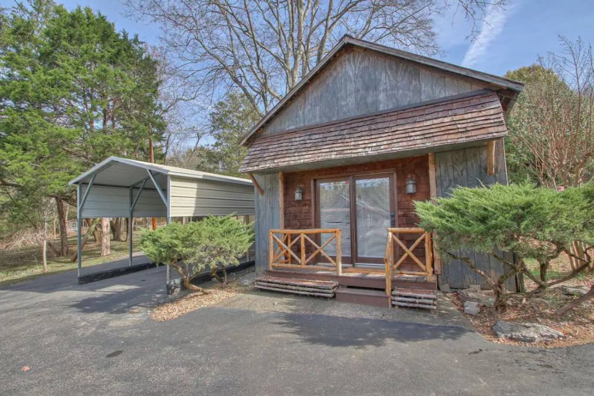 House for rent at 6018 Benders Ferry Rd, Mount Juliet, TN 37122