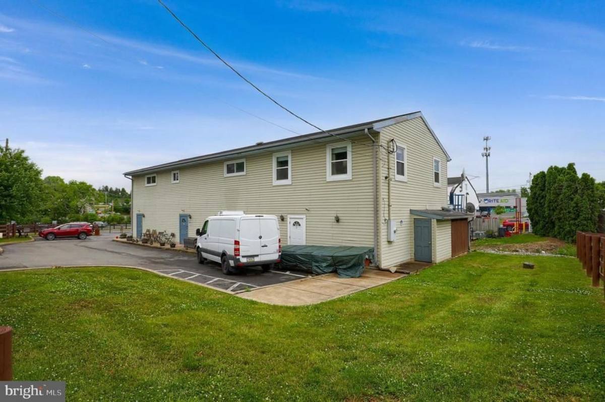 Apartment for rent at 1500 Wilson Ave, Lancaster, PA 17603