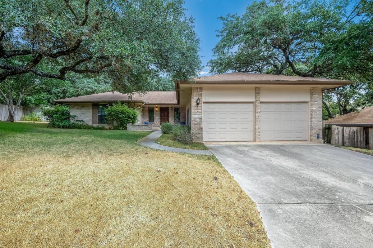 House for rent at 2507 Hidden Glen St, San Antonio, TX 78232