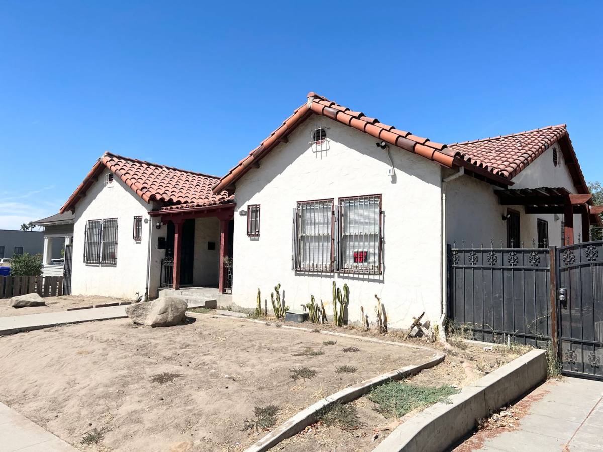 Apartment for rent at 1310-1314 P St, Fresno, CA 93721