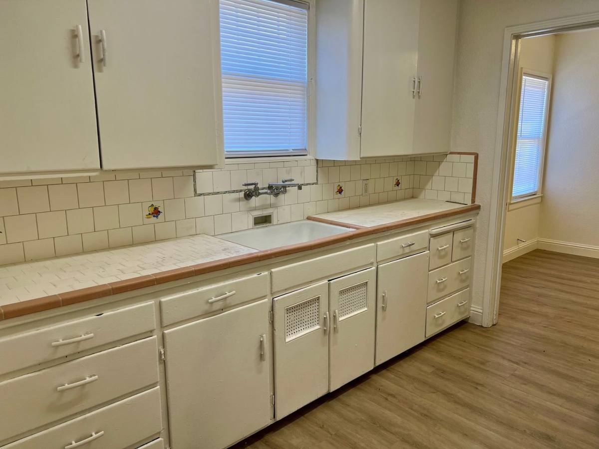 Apartment for rent at 1310-1314 P St, Fresno, CA 93721