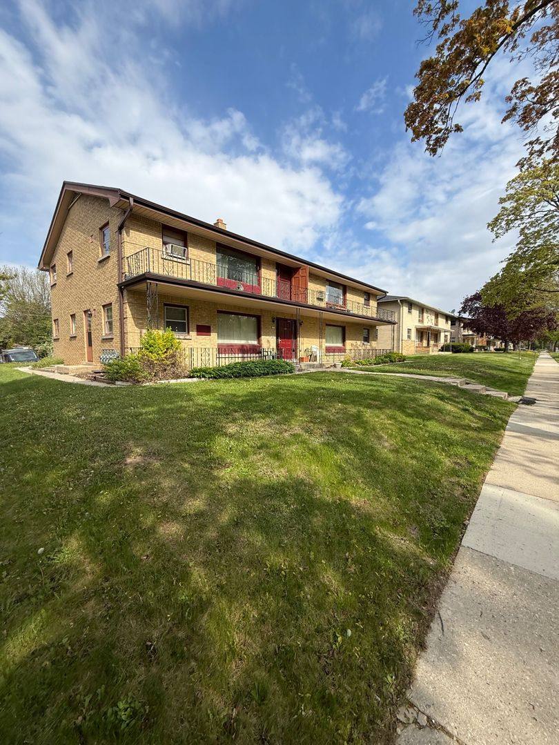 Apartment for rent at 4153 N 91st St, Milwaukee, WI 53222