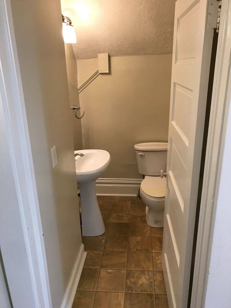 House for rent at 208 E Walnut St, Butler, PA 16001