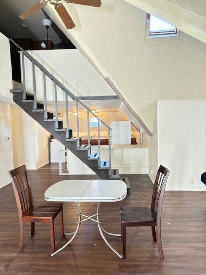 Apartment for rent at 702 W Green St, Urbana, IL 61801