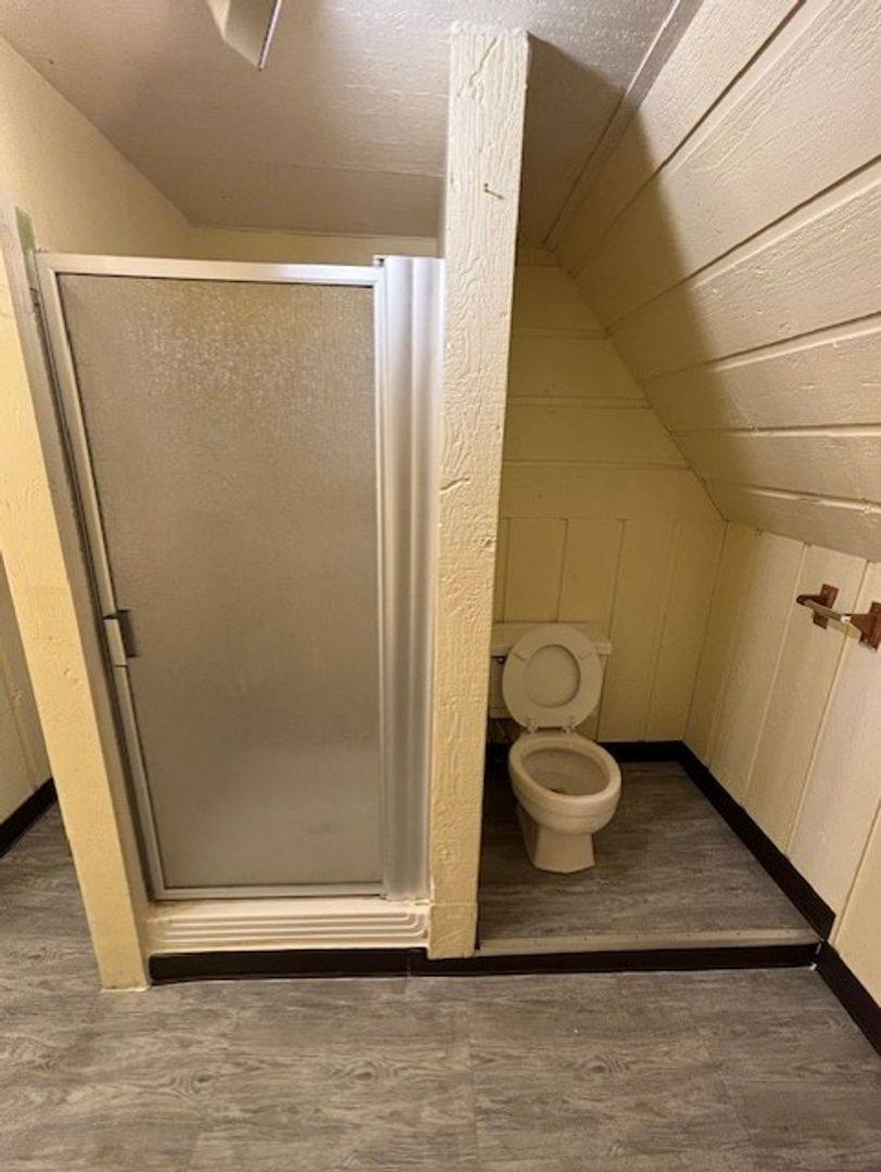 Apartment for rent at 702 W Green St, Urbana, IL 61801