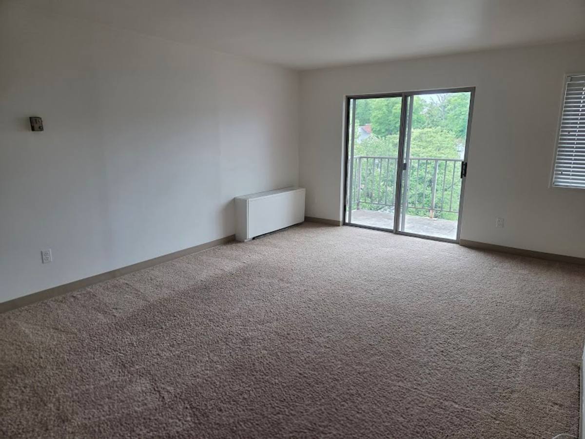 Apartment for rent at 1530 N 12th St, Arlington, VA 22209