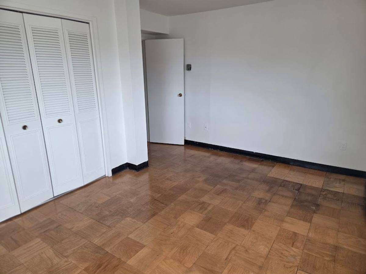 Apartment for rent at 1530 N 12th St, Arlington, VA 22209