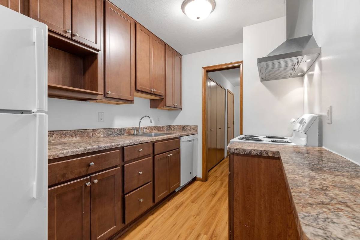 Apartment for rent at Colfax Manor, 3401 Colfax Ave S, Minneapolis, MN 55408