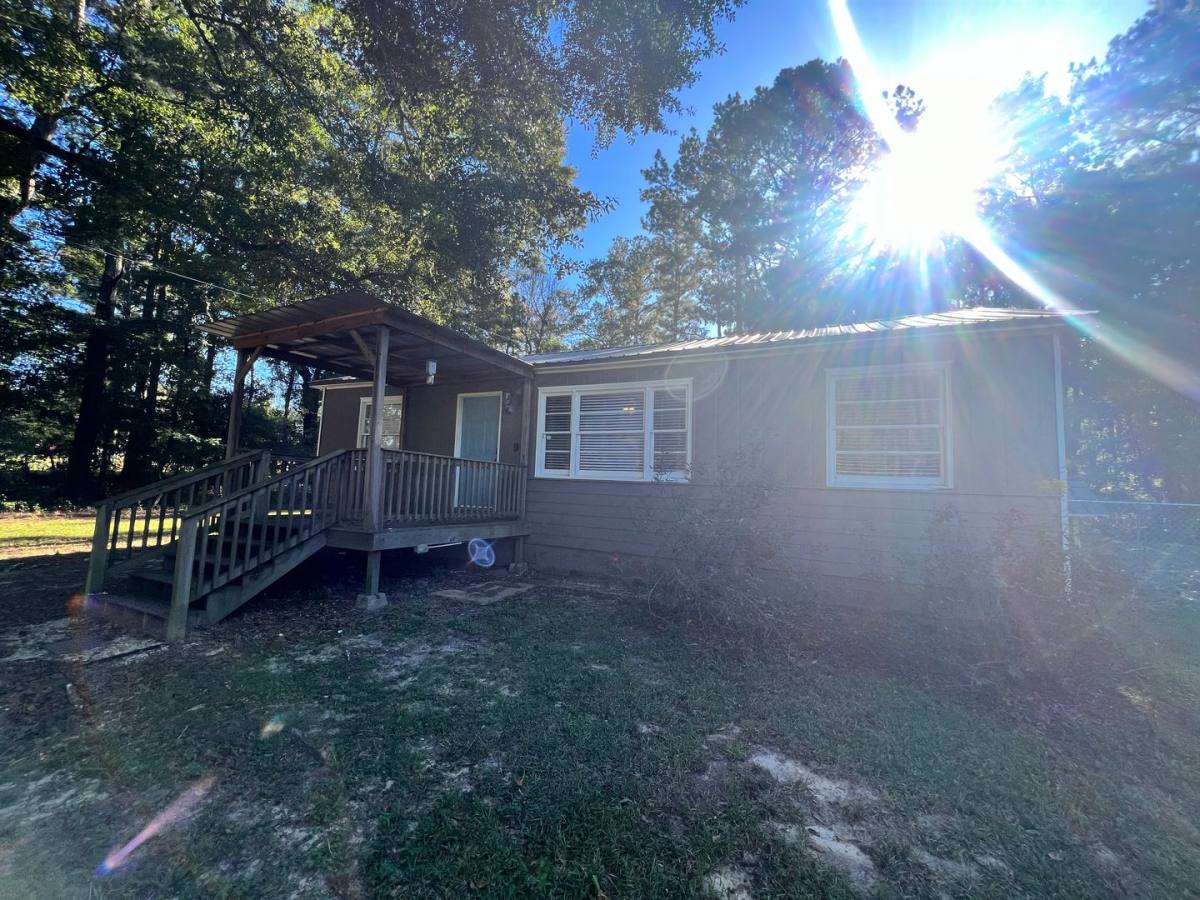 House for rent at 8906 Lee Rd, Opelika, AL 36804