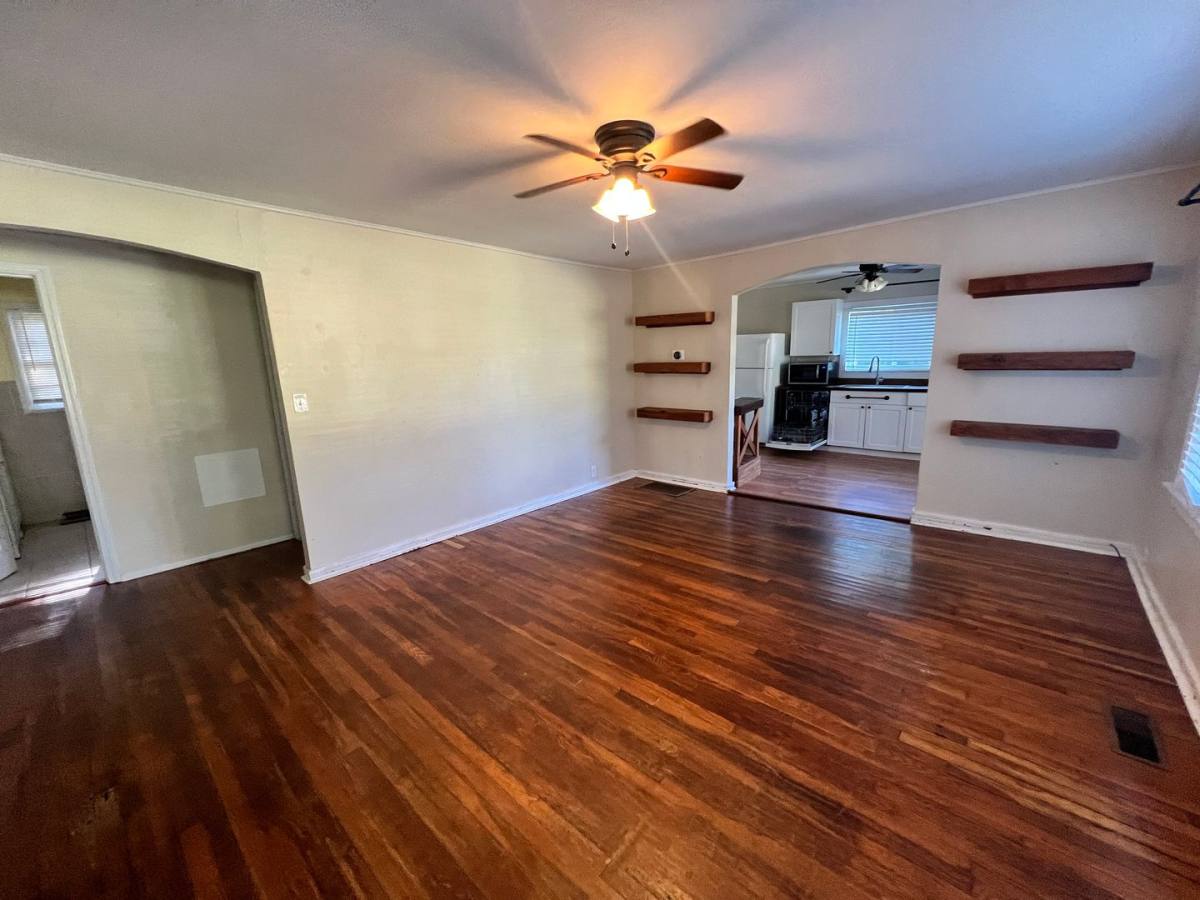 House for rent at 8906 Lee Rd, Opelika, AL 36804