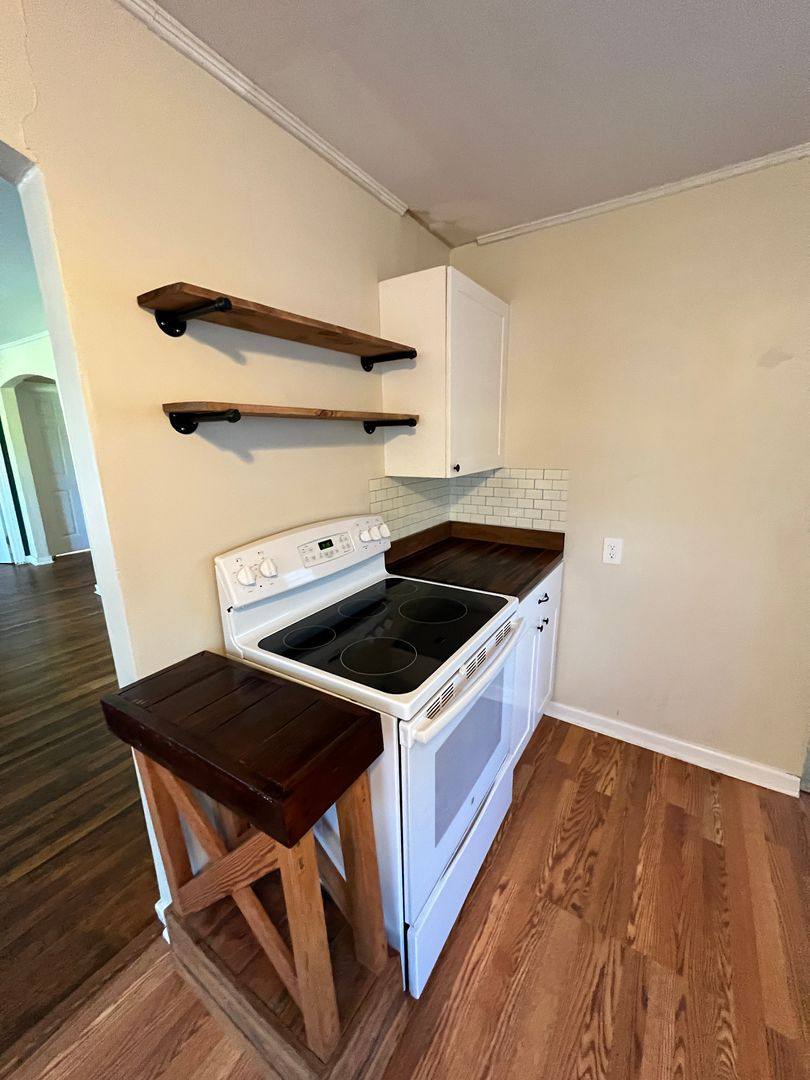 House for rent at 8906 Lee Rd, Opelika, AL 36804