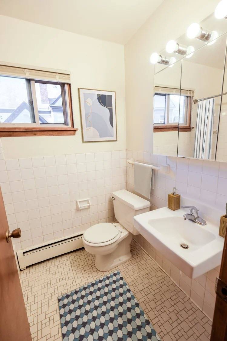 Apartment for rent at Bryant Ave 2550, 2550 Bryant Ave S #3, Minneapolis, MN 55408