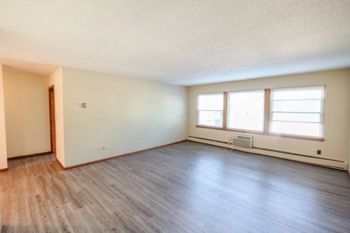 Apartment for rent at Bryant Ave 2550, 2550 Bryant Ave S #3, Minneapolis, MN 55408