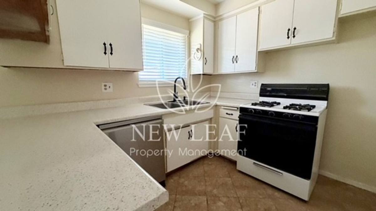 House for rent at 2714 W 9th St, Rimforest, CA 92378