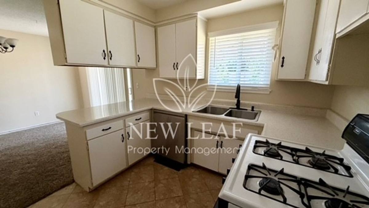 House for rent at 2714 W 9th St, Rimforest, CA 92378