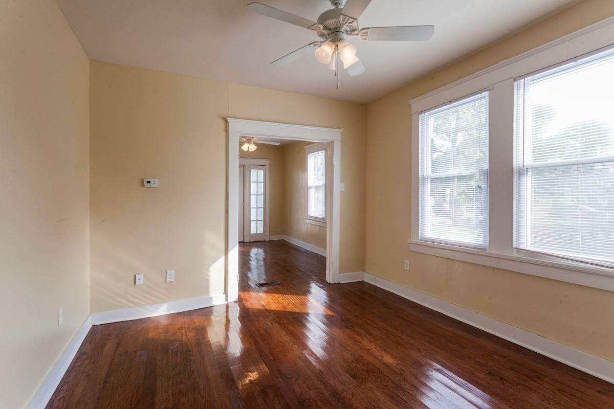 Apartment for rent at 2933 Pine St, New Orleans, LA 70125