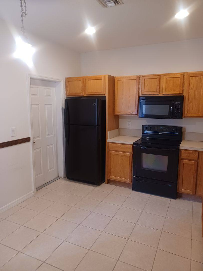House for rent at 10027 Salina St, Fort Myers, FL 33905