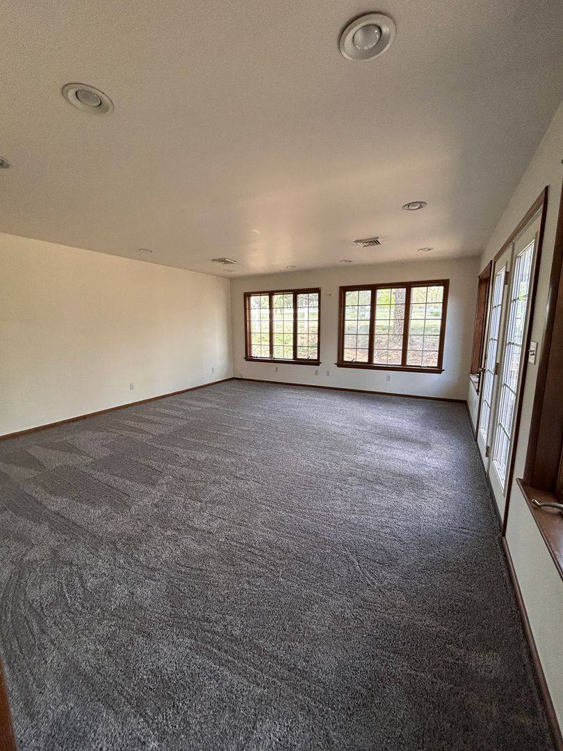 House for rent at 235 Reifsnyder Rd, Lititz, PA 17543