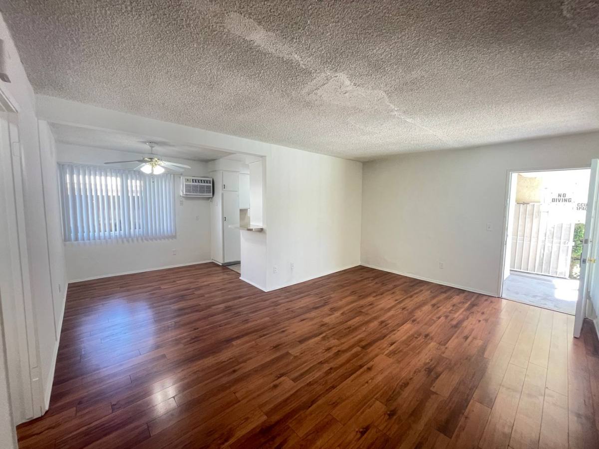 Apartment for rent at 4300 Colfax Ave, Studio City, CA 91604