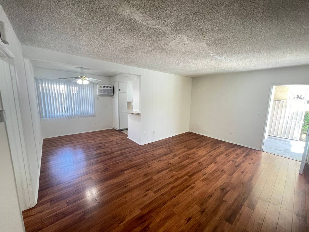 Apartment for rent at 4300 Colfax Ave, Studio City, CA 91604