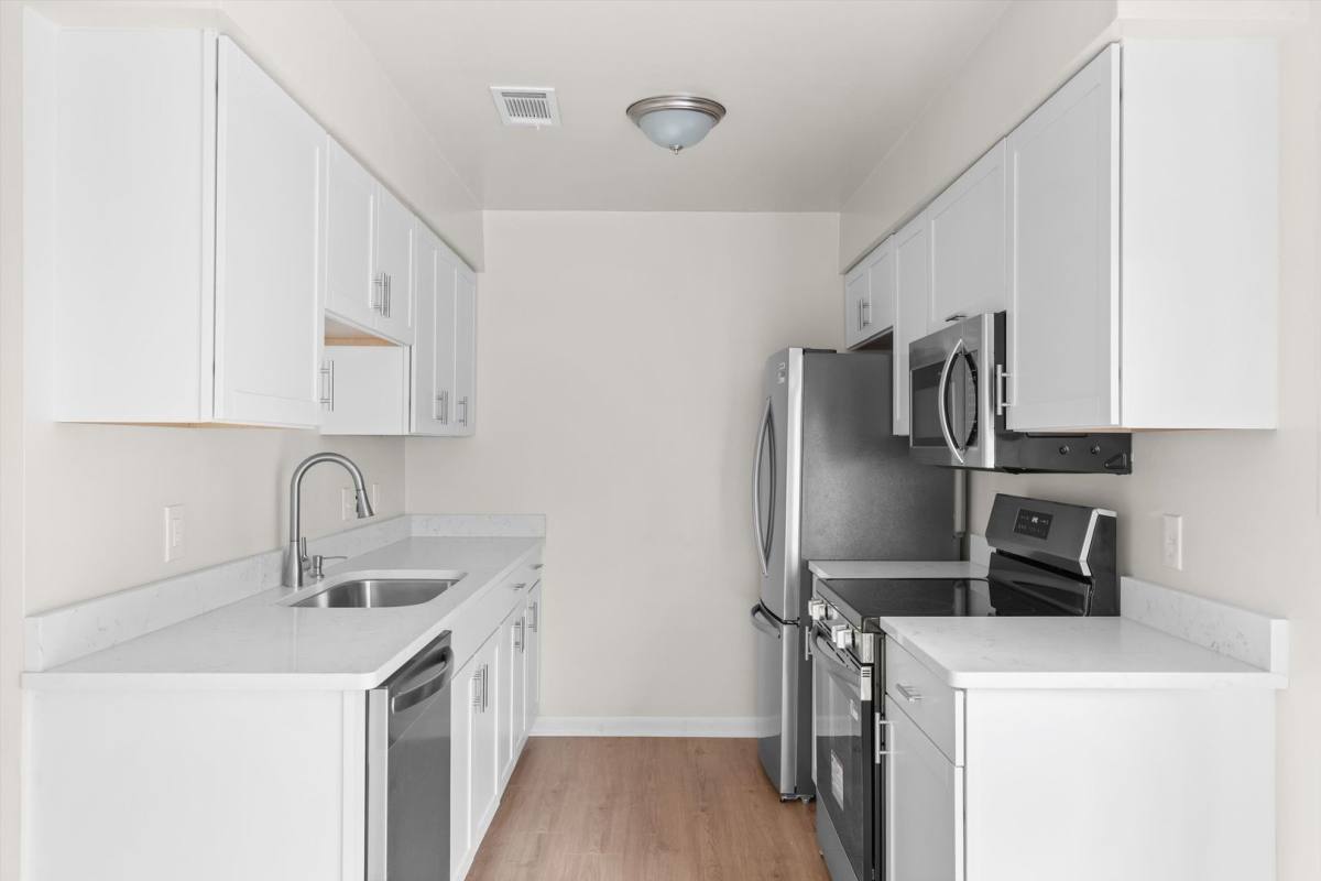 Townhouse for rent at 935 Still Harbor Circle, Chesapeake, VA 23320