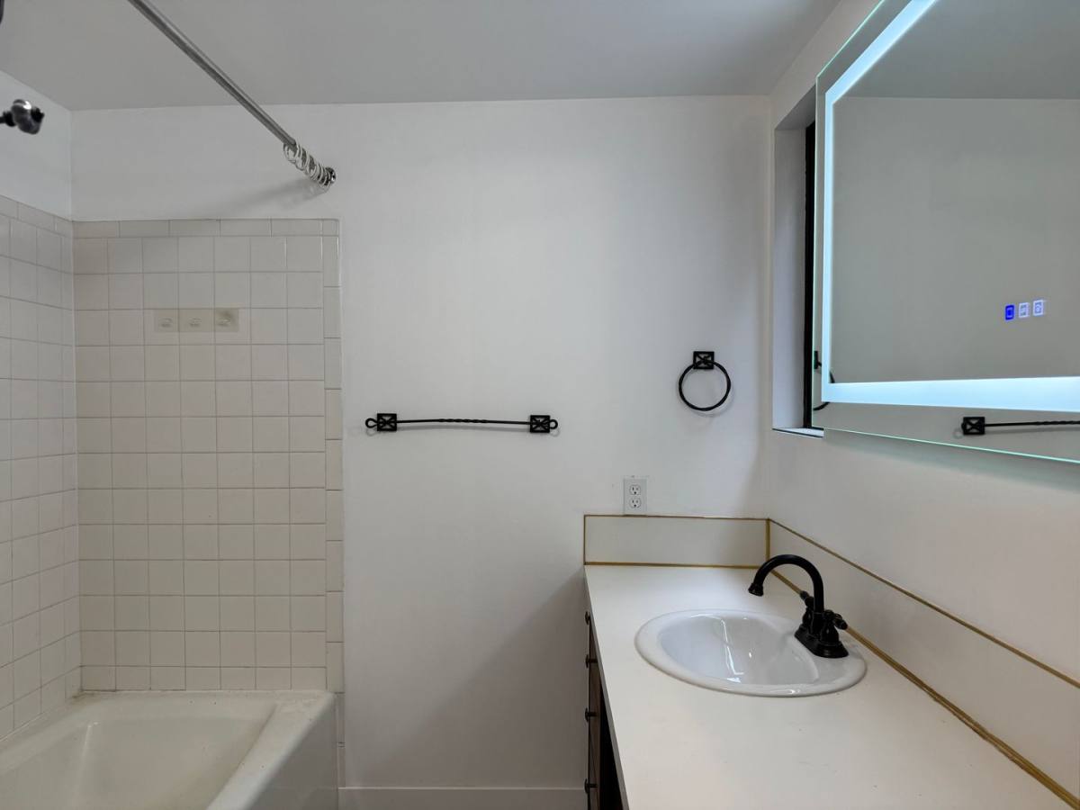 House for rent at 9015 45th Ave NE, Seattle, WA 98115