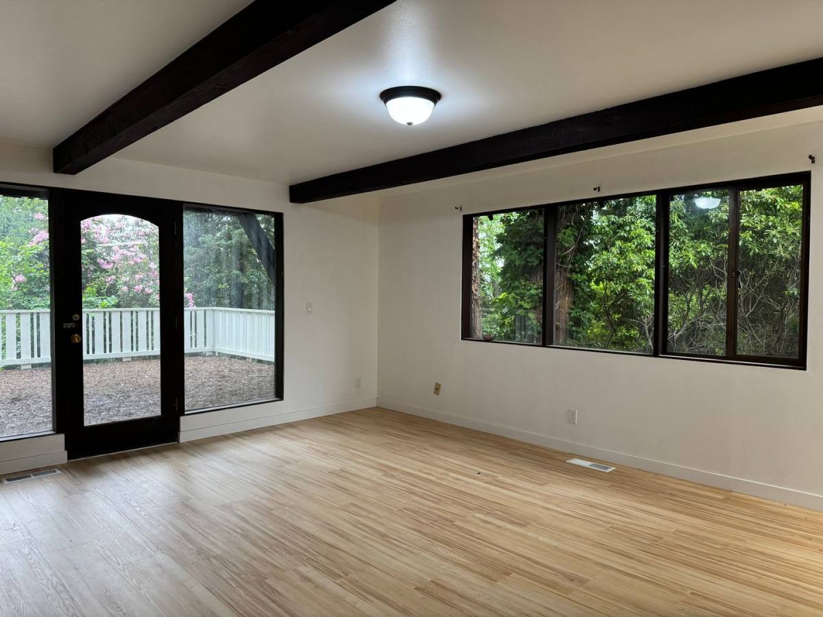 House for rent at 9015 45th Ave NE, Seattle, WA 98115