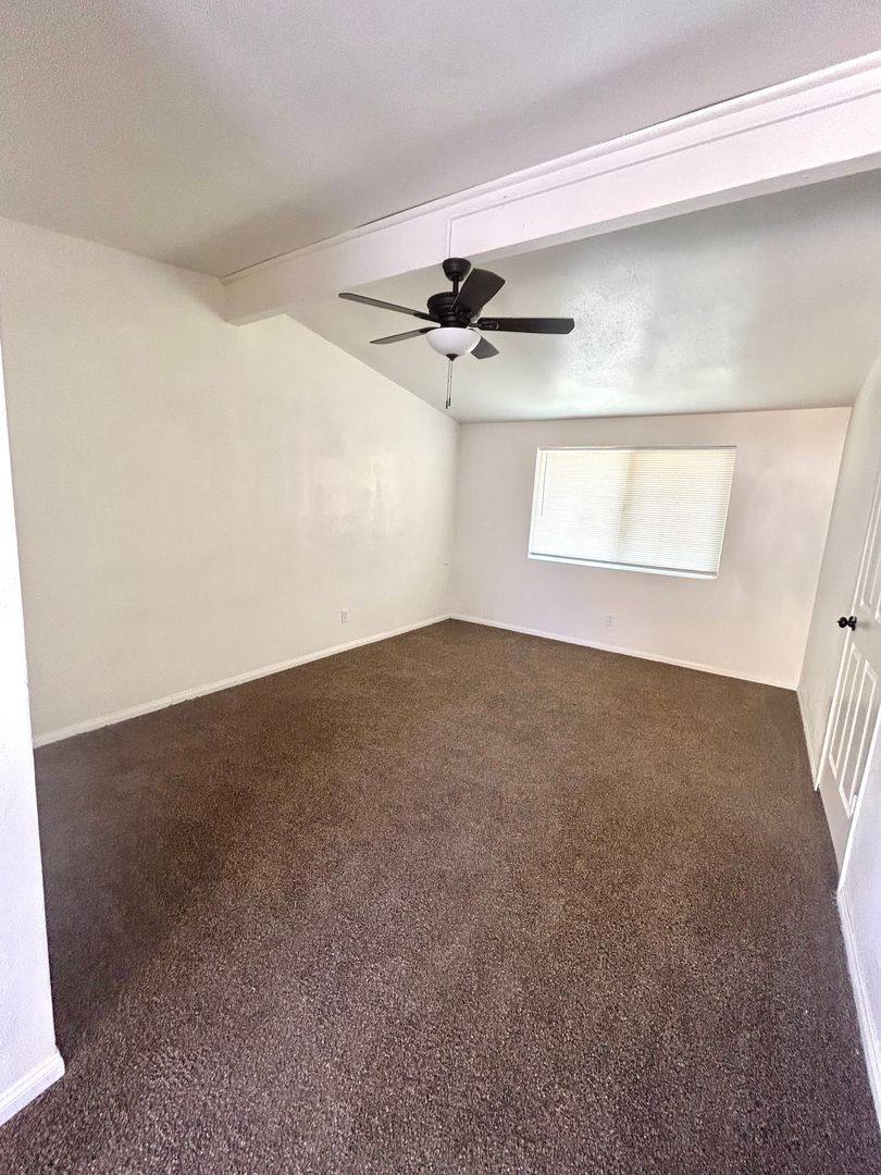 House for rent at 5834 Ocotillo Ave, Twentynine Palms, CA 92277