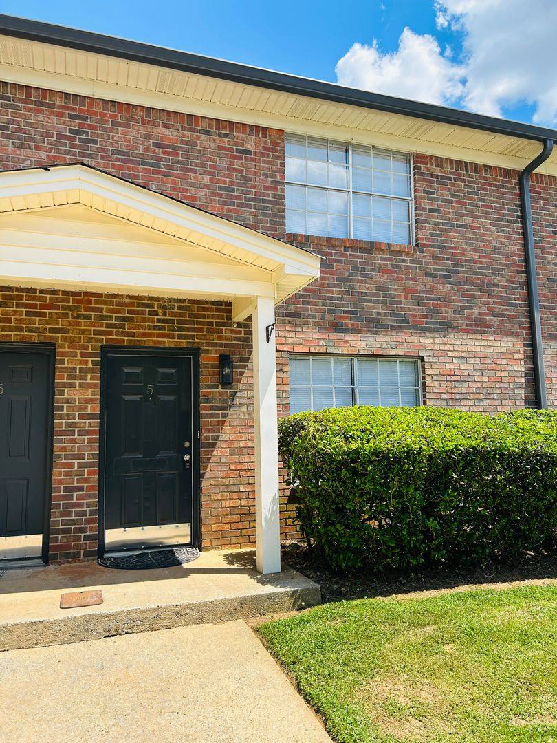 Apartment for rent at 513 Toombs St, Palmetto, GA 30268