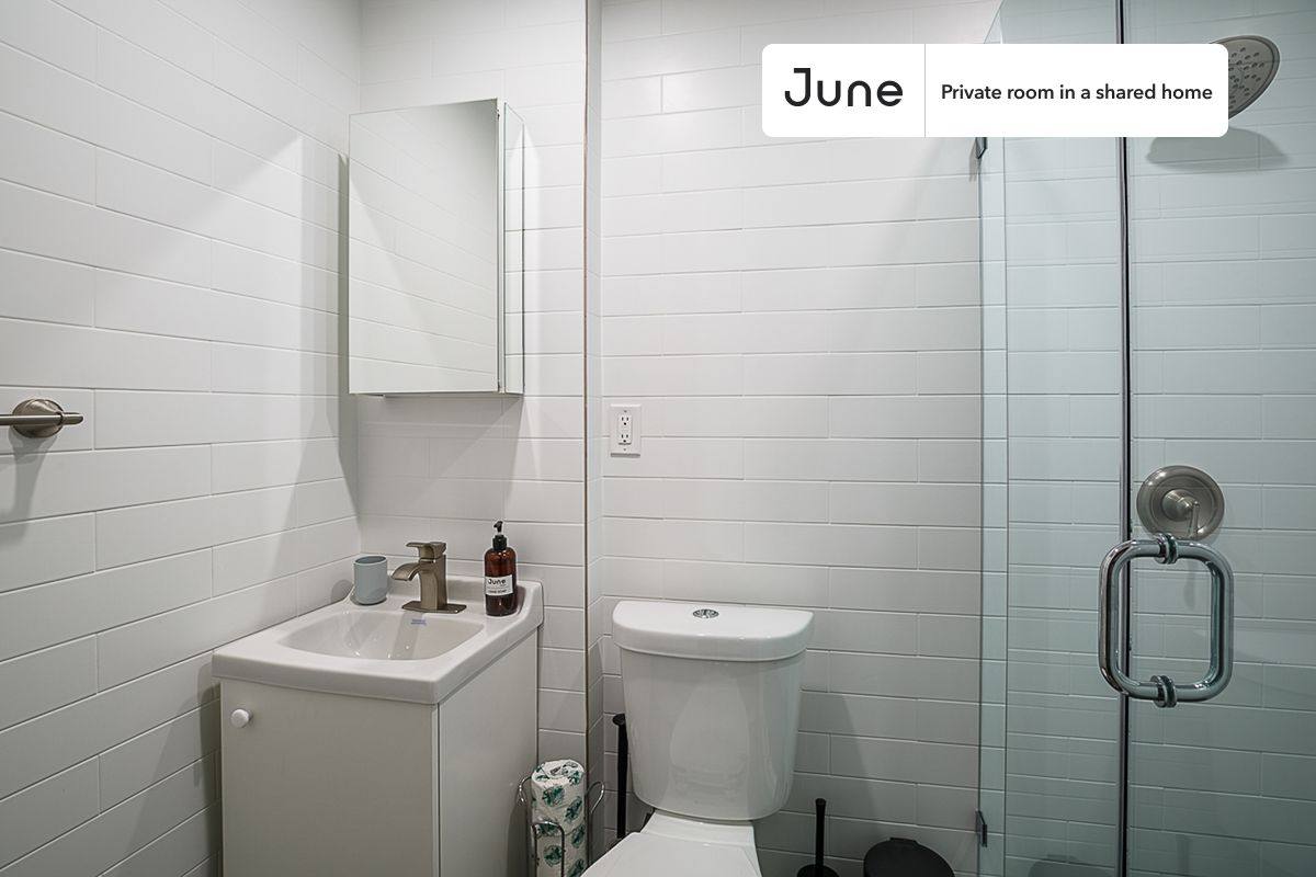 Apartment for rent at 944 Columbus Ave, New York, NY 10025