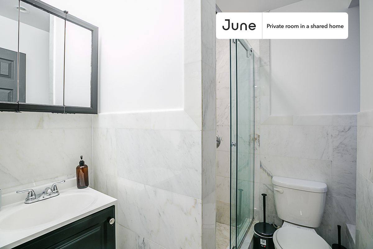 Apartment for rent at 941 Columbus Ave, New York, NY 10025