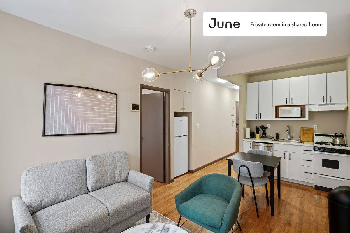 Apartment for rent at 1521 York Ave, New York, NY 10028