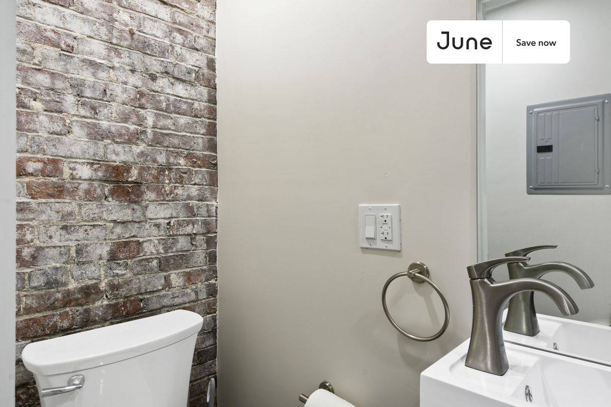 Apartment for rent at 17 Sheafe St #2, Boston, MA 02113