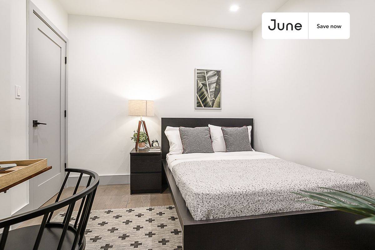 Apartment for rent at 944 Columbus Ave #1, New York, NY 10025