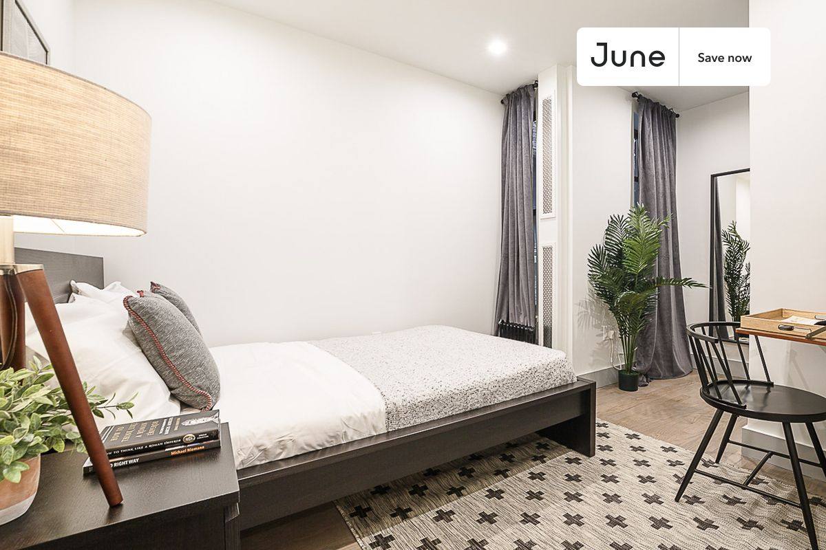 Apartment for rent at 944 Columbus Ave #1, New York, NY 10025