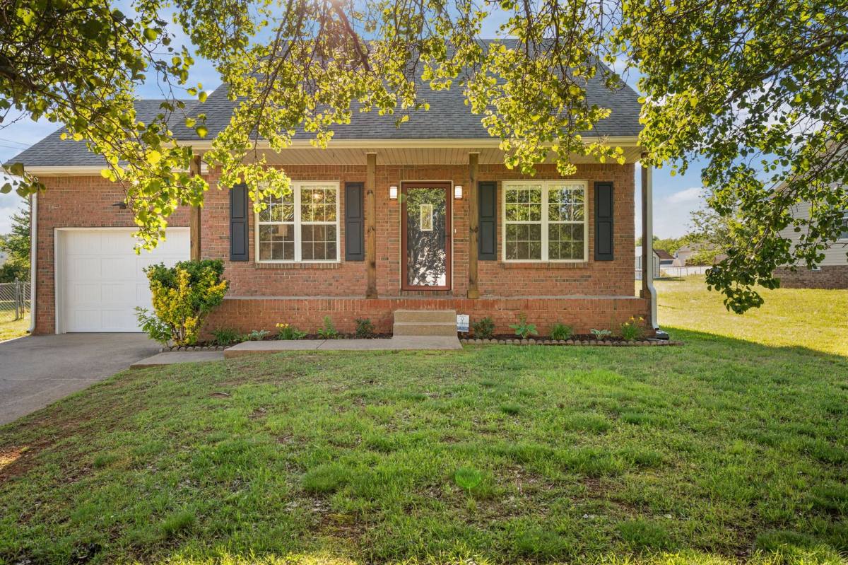 House for rent at 3726 Heather Dr, Clarksville, TN 37042
