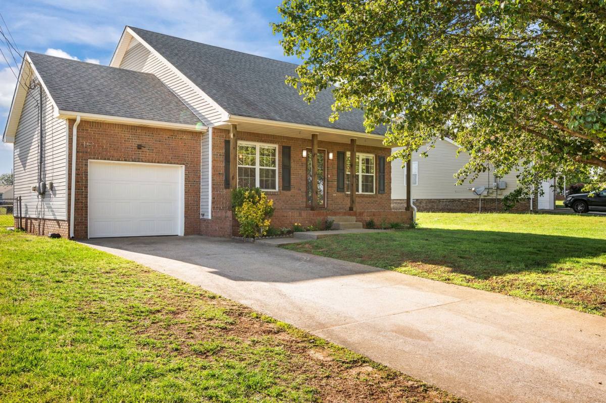 House for rent at 3726 Heather Dr, Clarksville, TN 37042