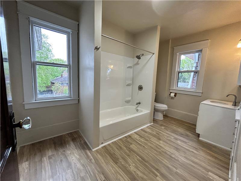 Apartment for rent at 377 Lawson Ave #2, Steubenville, OH 43952