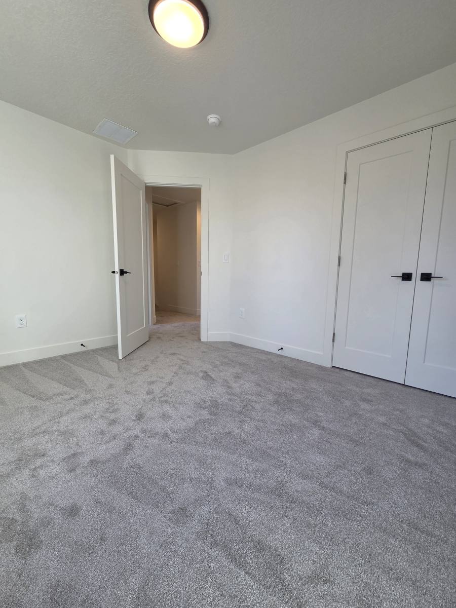 Townhouse for rent at 7613 S 300 E, Midvale, UT 84047