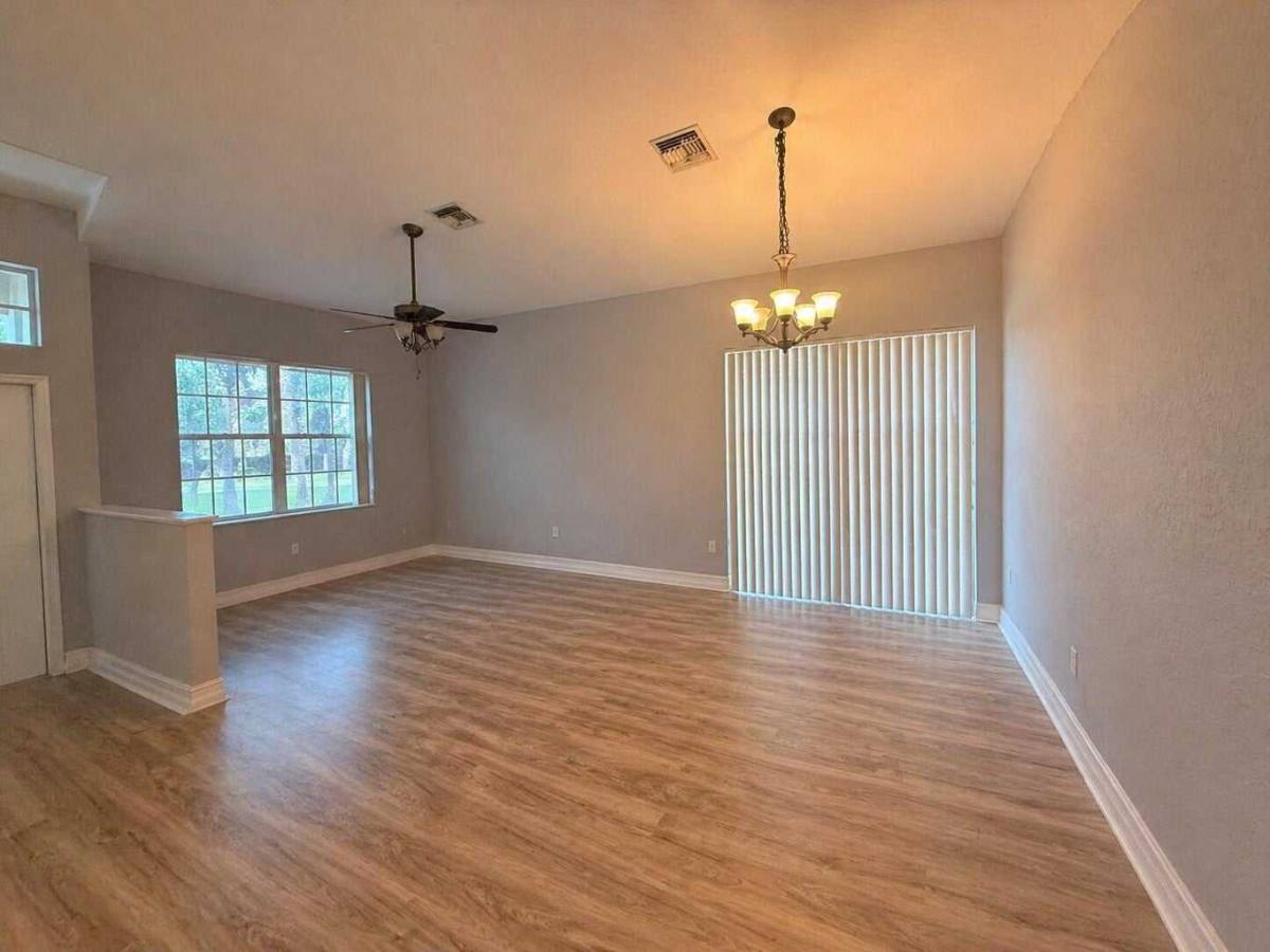 Apartment for rent at 10372 Old Winston Court, Lake Worth, FL 33449