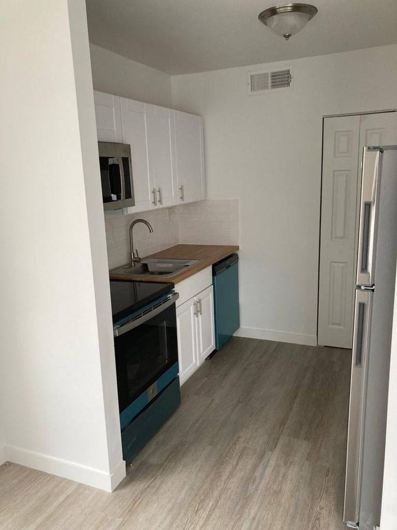 Apartment for rent at 3737 Delor St, Saint Louis, MO 63116
