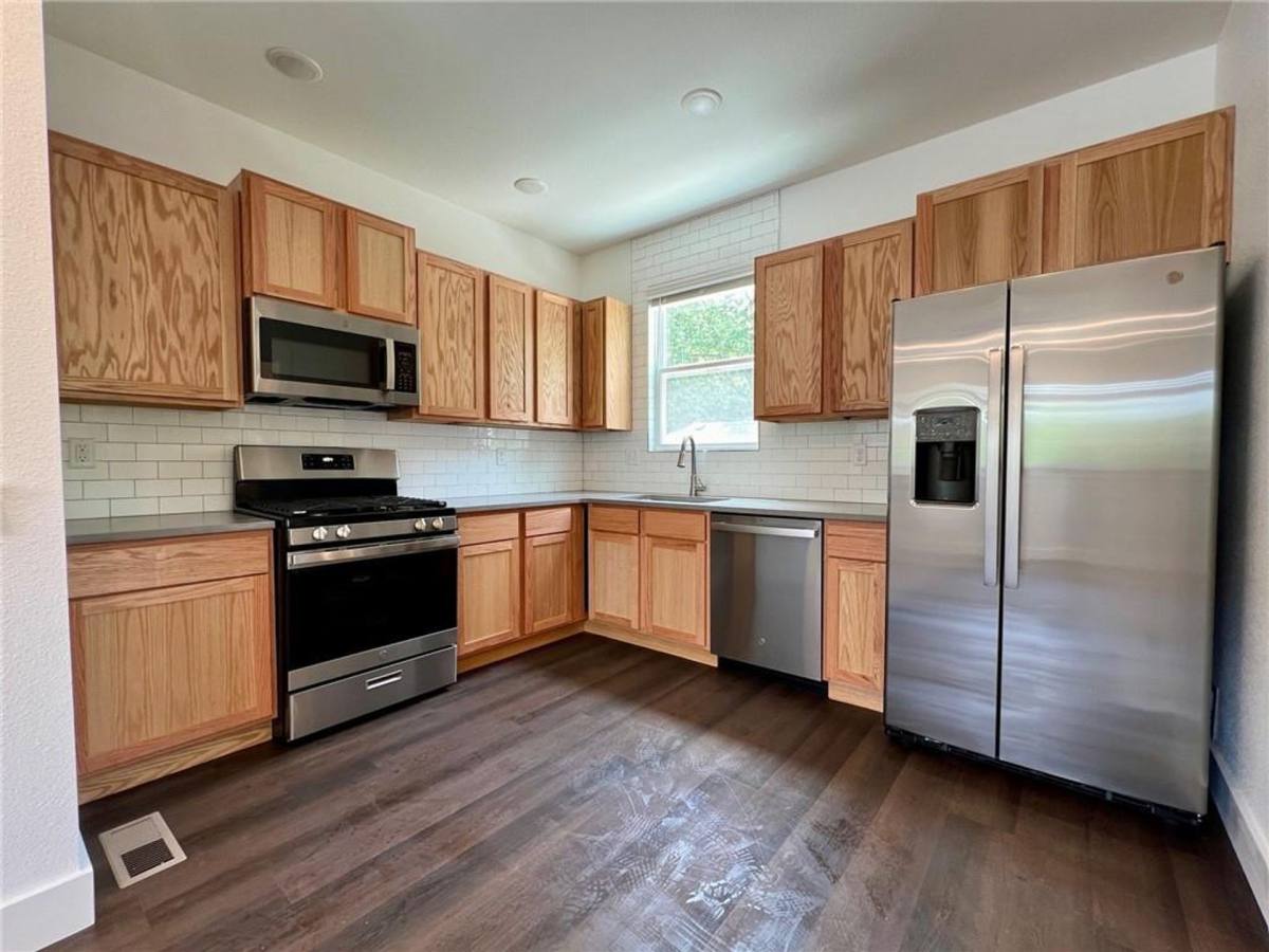 Townhouse for rent at 1347 Hendrix, Fayetteville, AR 72701