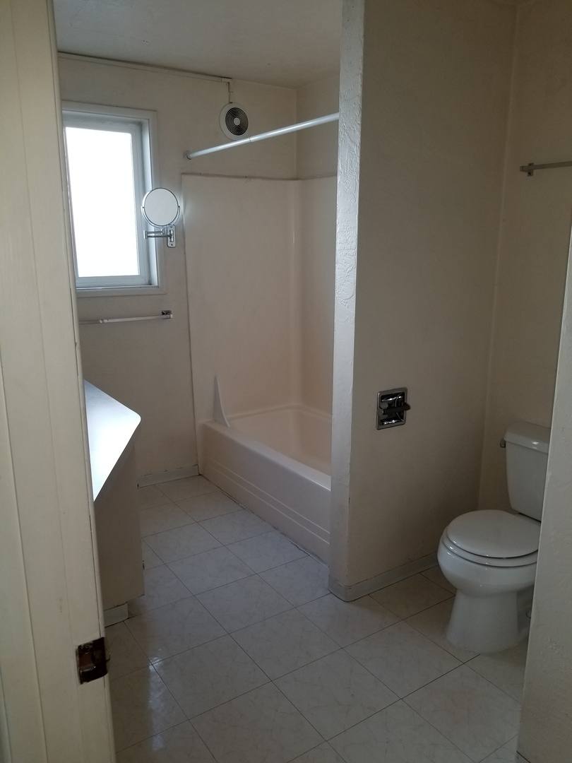 Apartment for rent at 157 E 27th, Eugene, OR 97405