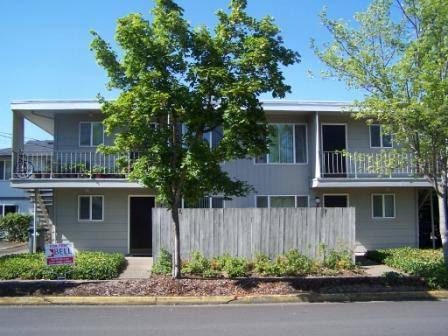 Apartment for rent at 157 E 27th, Eugene, OR 97405