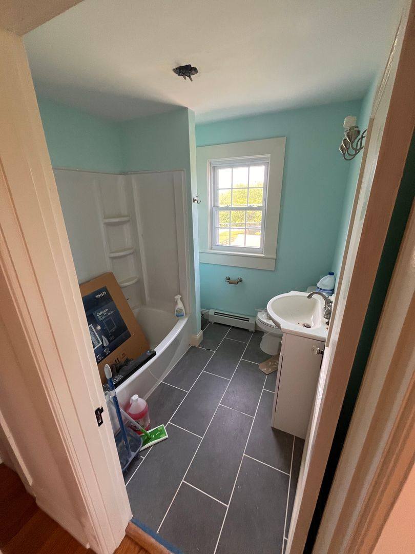House for rent at 404 11th St, Altavista, VA 24517