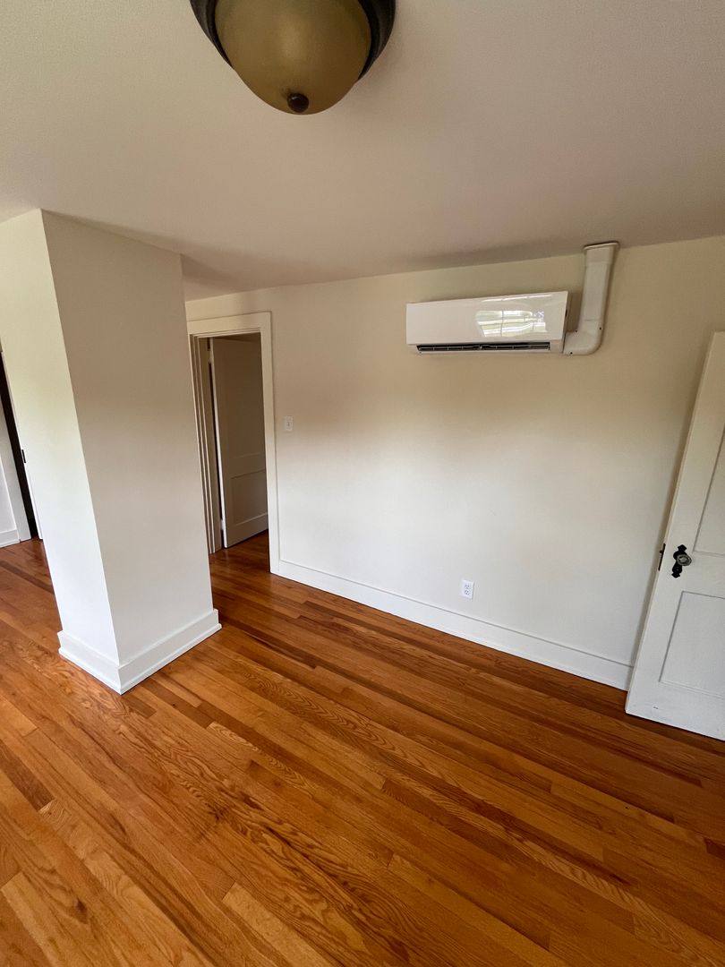 House for rent at 404 11th St, Altavista, VA 24517