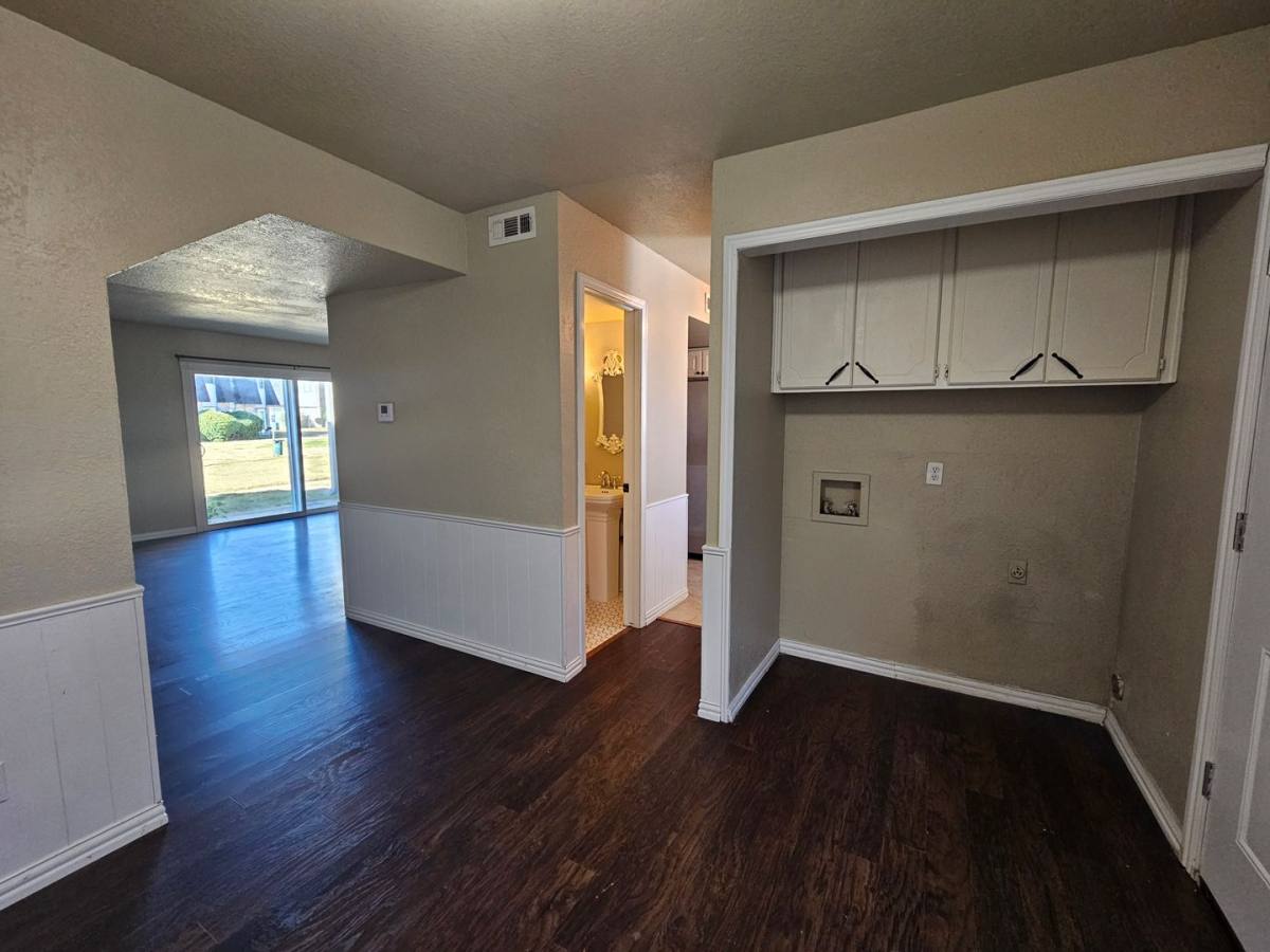 Townhouse for rent at 216 Justin Dr, Norman, OK 73071