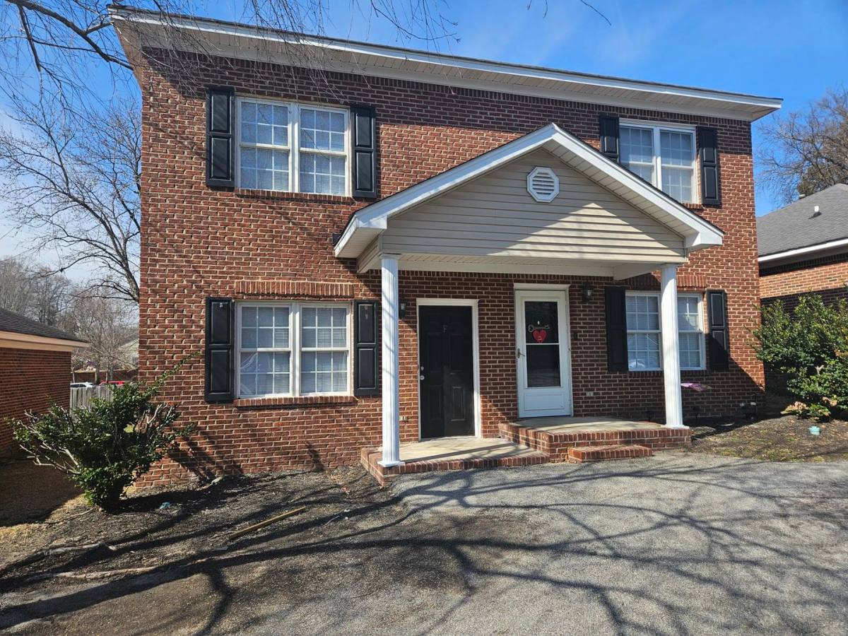 Apartment for rent at 313 W Main St, Lexington, SC 29072